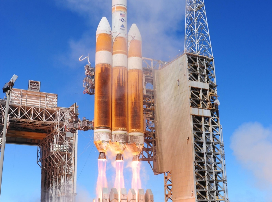 A United Launch Alliance Delta IV-Heavy rocket carrying a National Reconnaissance Office payload launches August 28, 2013