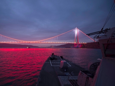 The USS Carney, a missile-guided destroyer, approaches the Bosphorus Strait on its journey to transit out of the Black Sea, photo by Petty Officer 3rd Class Weston Jones/U.S. Navy