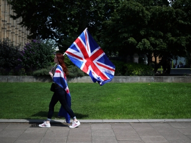 An Anti-Brexit protester demonstrates outside the Houses of Parliament in London, Britain, June 26, 2019, photo by Hannah McKay/Reuters
