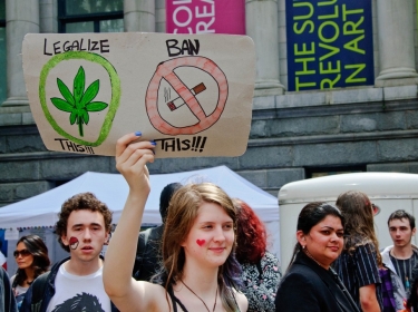 rally to legalize marijuana