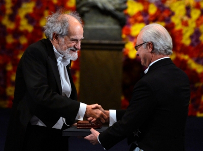 Lloyd Shapley receives his 2012 Nobel Prize for Economics from Sweden's King Carl XVI Gustaf during the Nobel Prize award ceremony at the Stockholm Concert Hall in Stockholm, December 10, 2012