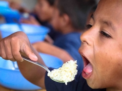 Honduran boys helped by Feed My Starving Children