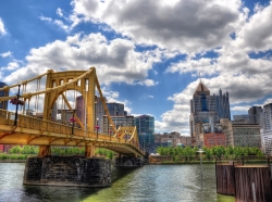 Downtown Pittsburgh and the Allegheny River, photo by Zach Frailey / CC BY NC ND 2.0 /