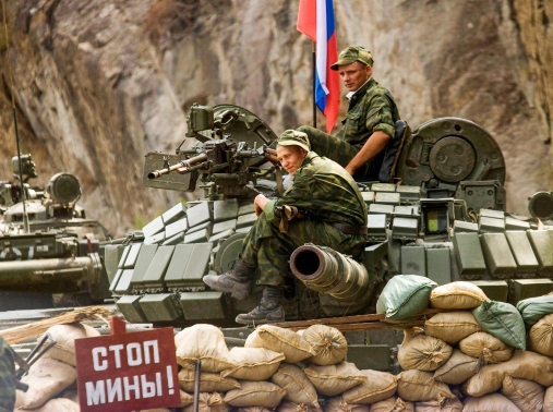 Russian soldiers man a checkpoint near the Georgian village of Kekhvi in breakaway South Ossetia, August 21, 2008