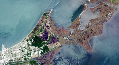 Eastern New Orleans, as seen from NASA Landsat image, showing Lake Pontchartrain the Lakefront Airport, the Mississippi River Gulf Outlet, and part of the Bayou Sauvage National Wildlife Refuge.
